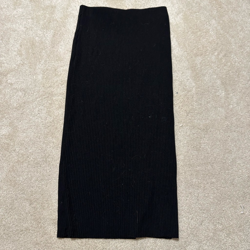 H&M Black Stretch Pencil Skirt Like New